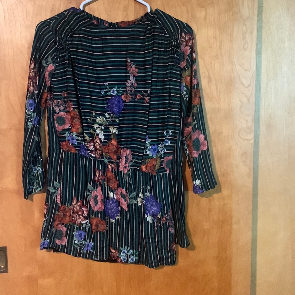 Girls Green striped floral blouse